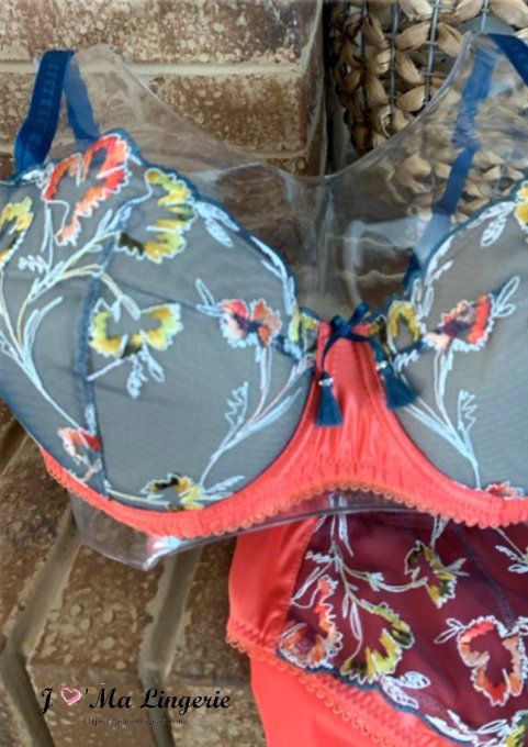 LOUNA Slip